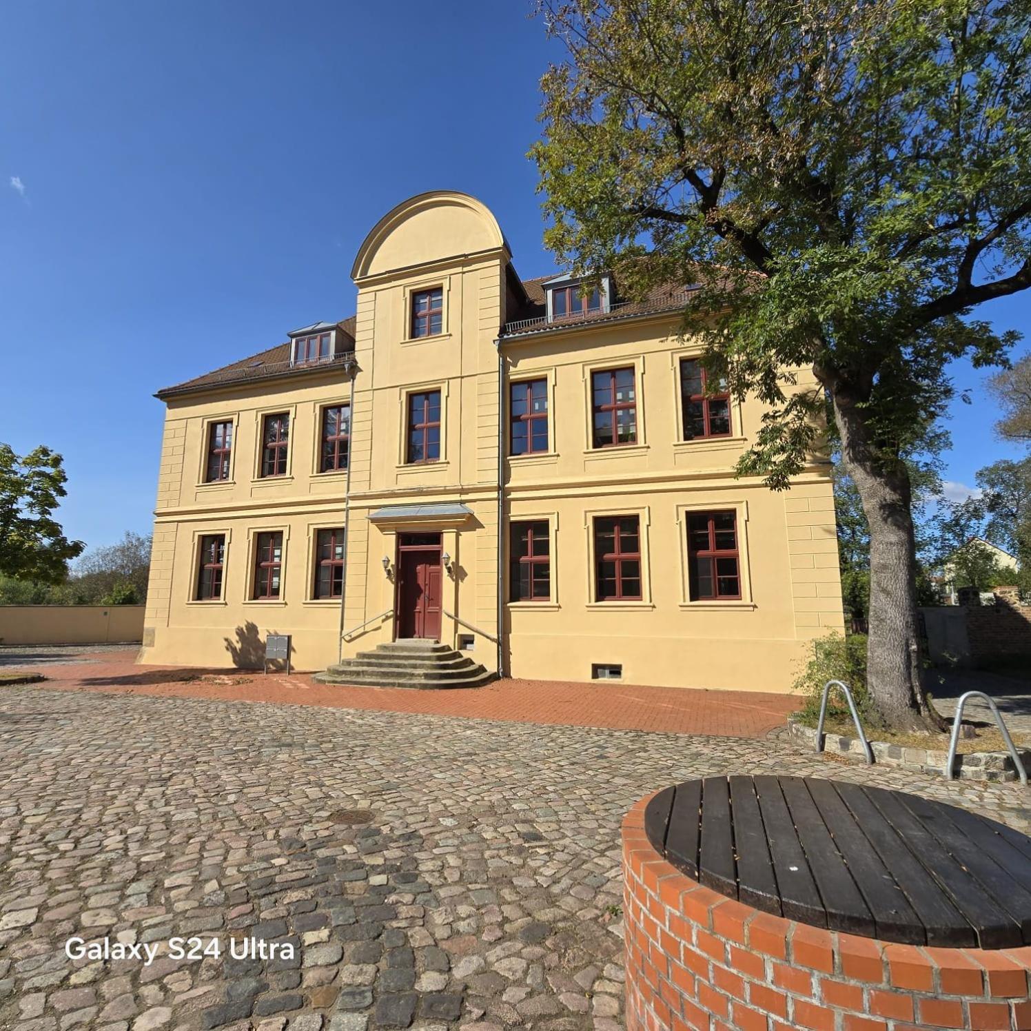 City Apart - Fewo Klimaanlage Whirpool Panoramafenster 5 Personen Kulturdenkmal Dessau-Rosslau Εξωτερικό φωτογραφία