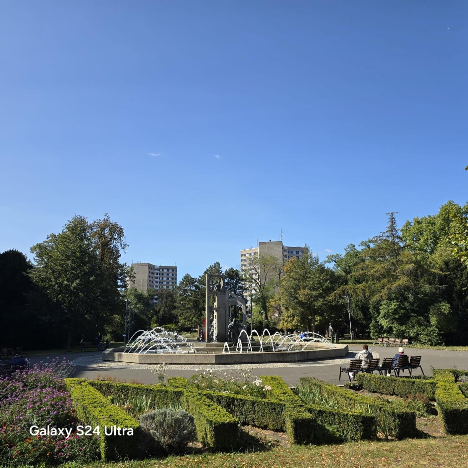 City Apart - Fewo Klimaanlage Whirpool Panoramafenster 5 Personen Kulturdenkmal Dessau-Rosslau Εξωτερικό φωτογραφία